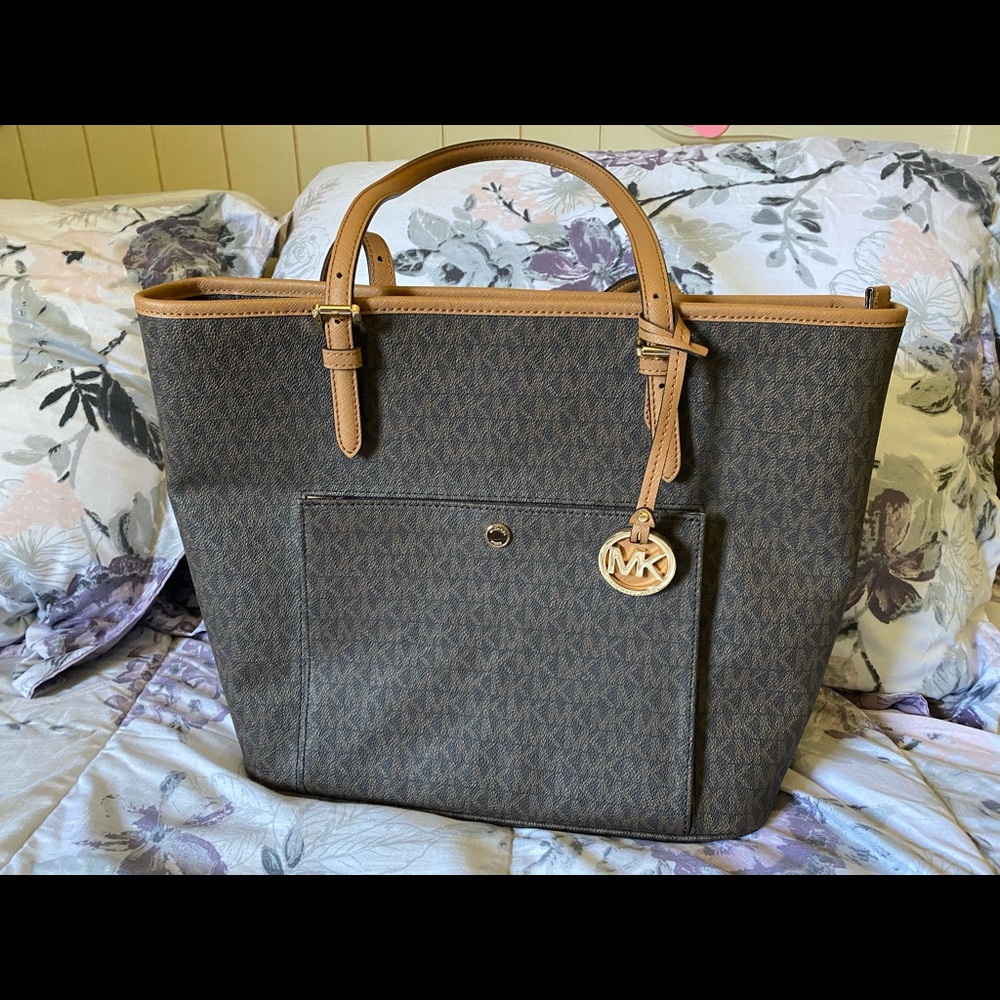 Michael Kors tote